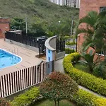 Apartamento Amoblado Altos De Calasanz