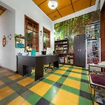 Ayenda Sarayu House