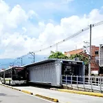 Cerca Al Barrio Laureles
