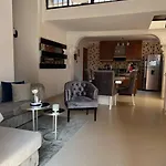 Apartment In Laureles With Jacuzzi And Own Gym