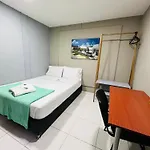 Poblado Park Guest House
