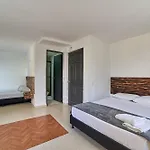 Hotel Express Medellin Farum