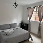 Apartamento En Laureles