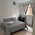 Apartamento En Laureles