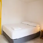 Home Aris Apartments 201