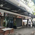 Aparta Hotel Montes La 70 Medellin