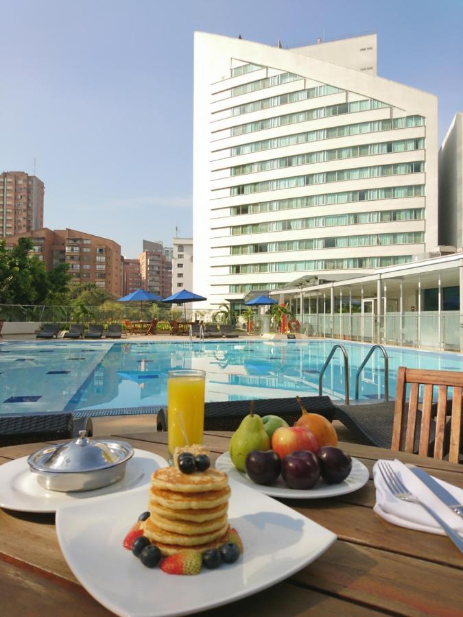 San Fernando Plaza Hotel 5*