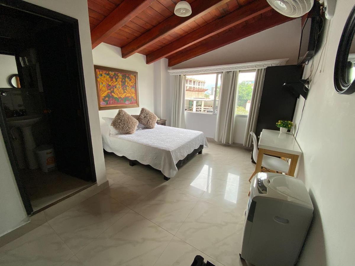 Hotel Lleras Premium #1 Medellín