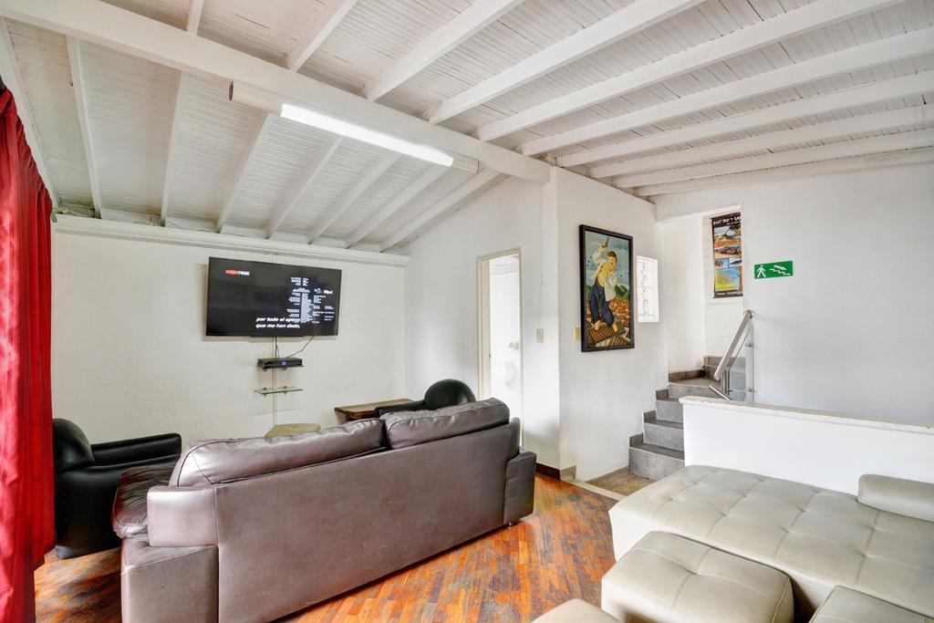 Hostel Black Sheep (adults Only) *