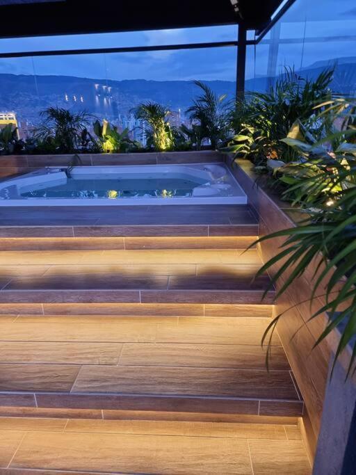 The View Luxury Building Apartment *