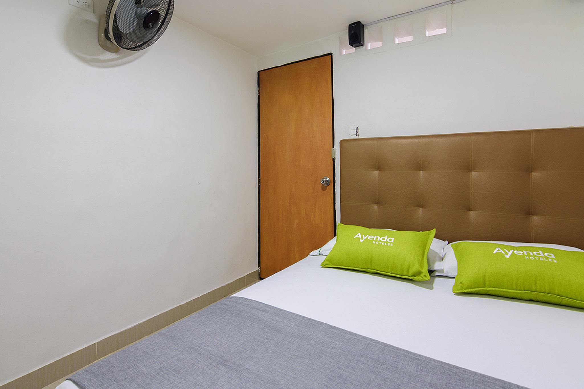 Colombia Avenida 3* Medellin