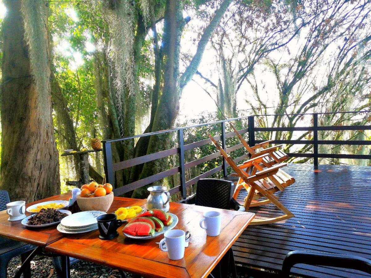 Bed & Breakfast Eco Hostal Casa La Juana