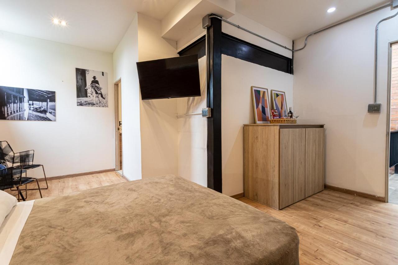 Soy Local Provenza Aparthotel 3*