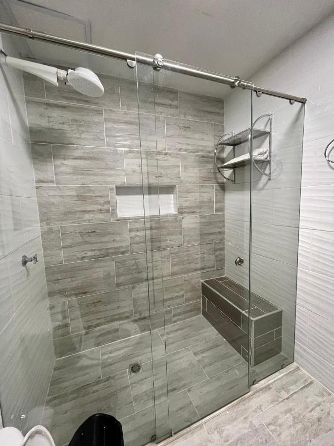 House Apartment *