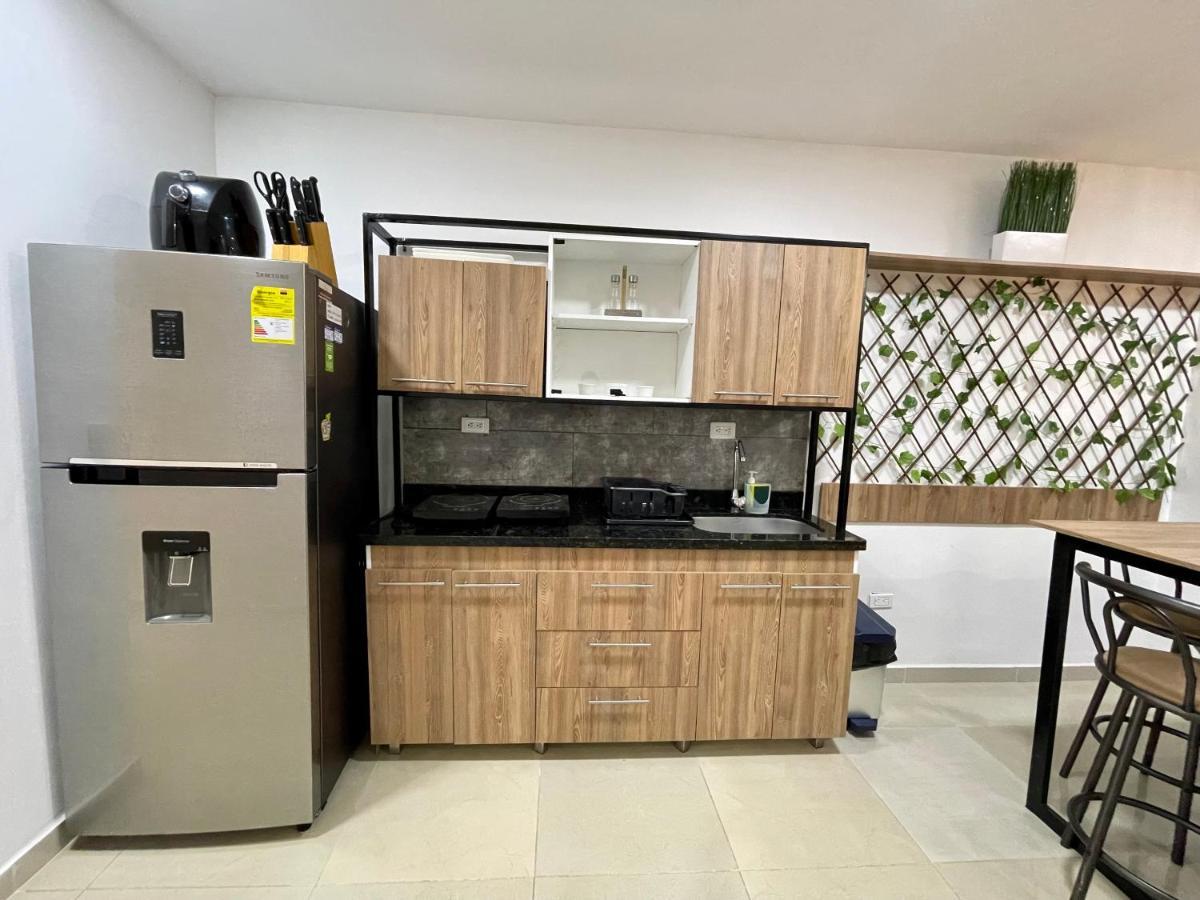 House Apartment *