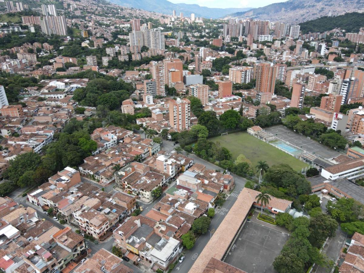 Loft Cerca Al Metro Y A Lugares Turisticos Medellin