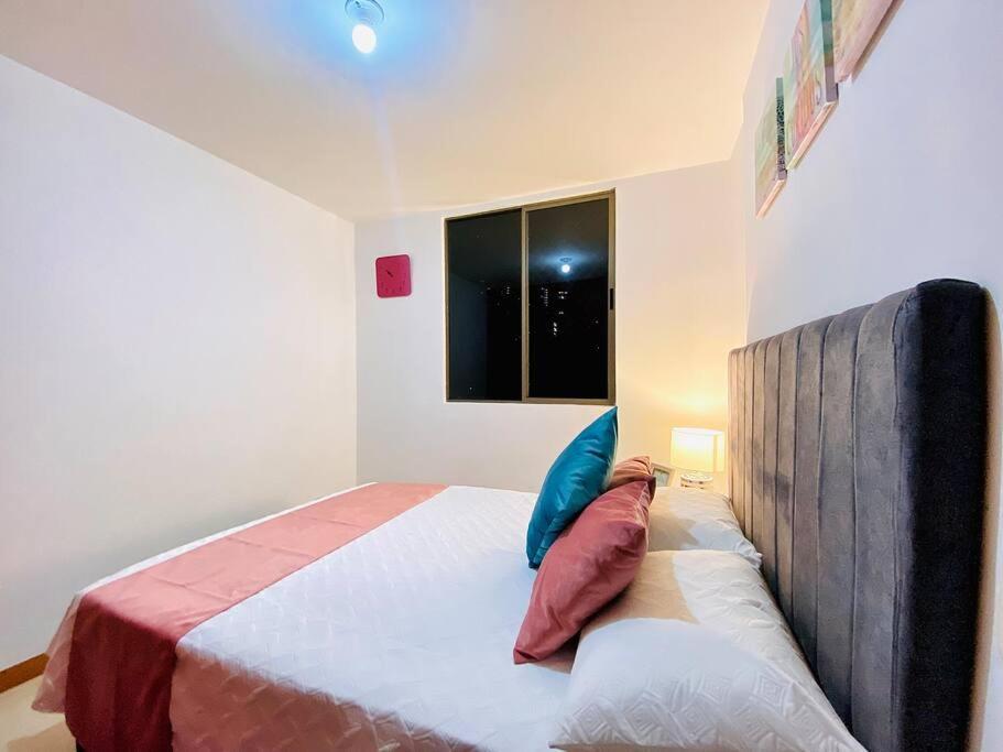 Elegante Apto 2br, Las Palmas * Medellin