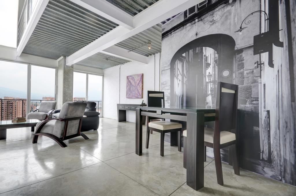 Astorga Lofts - 1 Bedroom With Unique Design, 30 Day Only! *