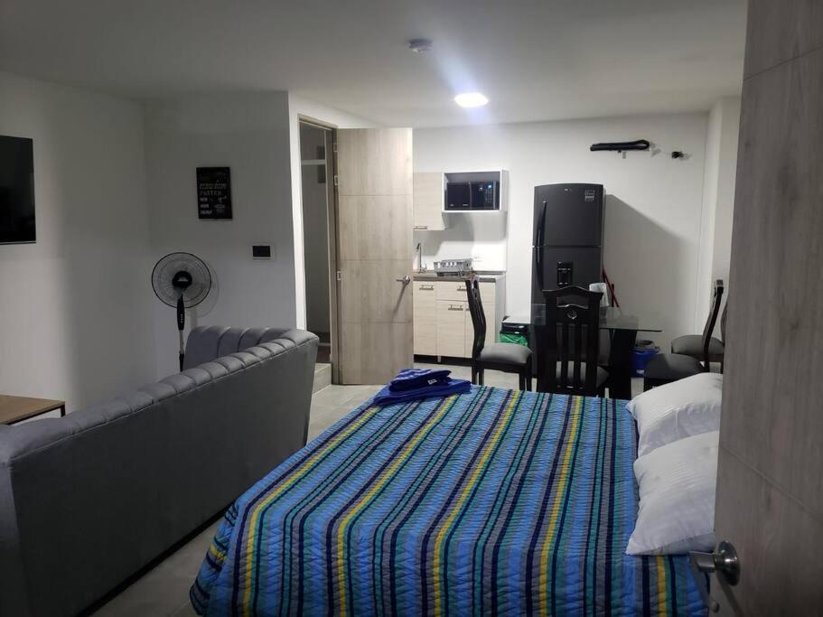 Studio 202 In Aztorga Poblado