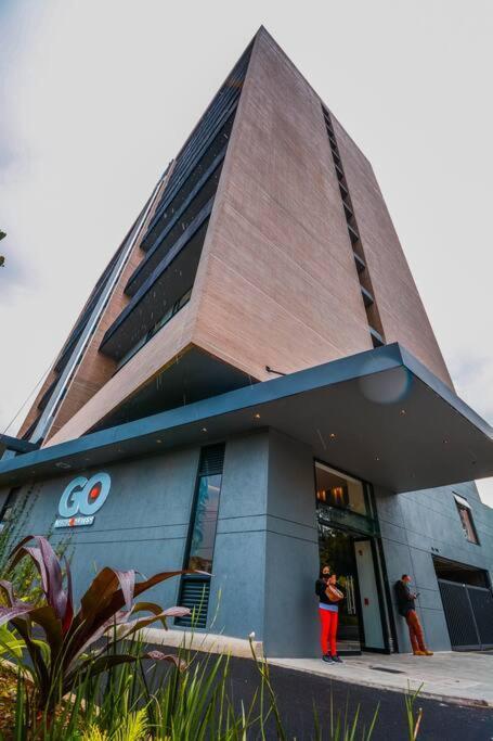 Apartment Beautiful In El Poblado, Coworking, Fast Wifi