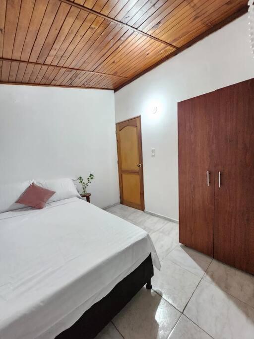 M76 Acogedor En Apartamento Medellín