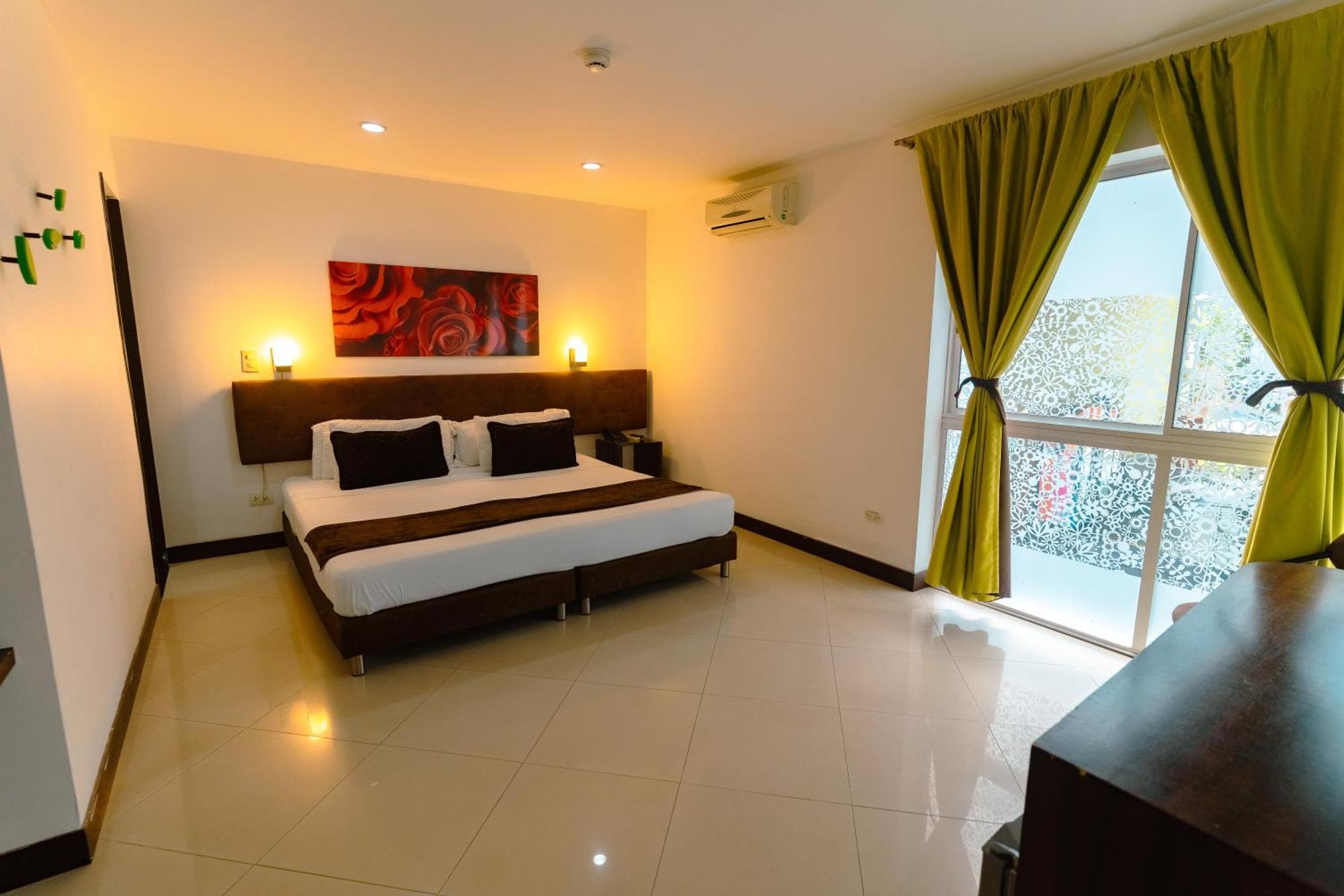 Boutique Rosas 5 G 4* Medellin