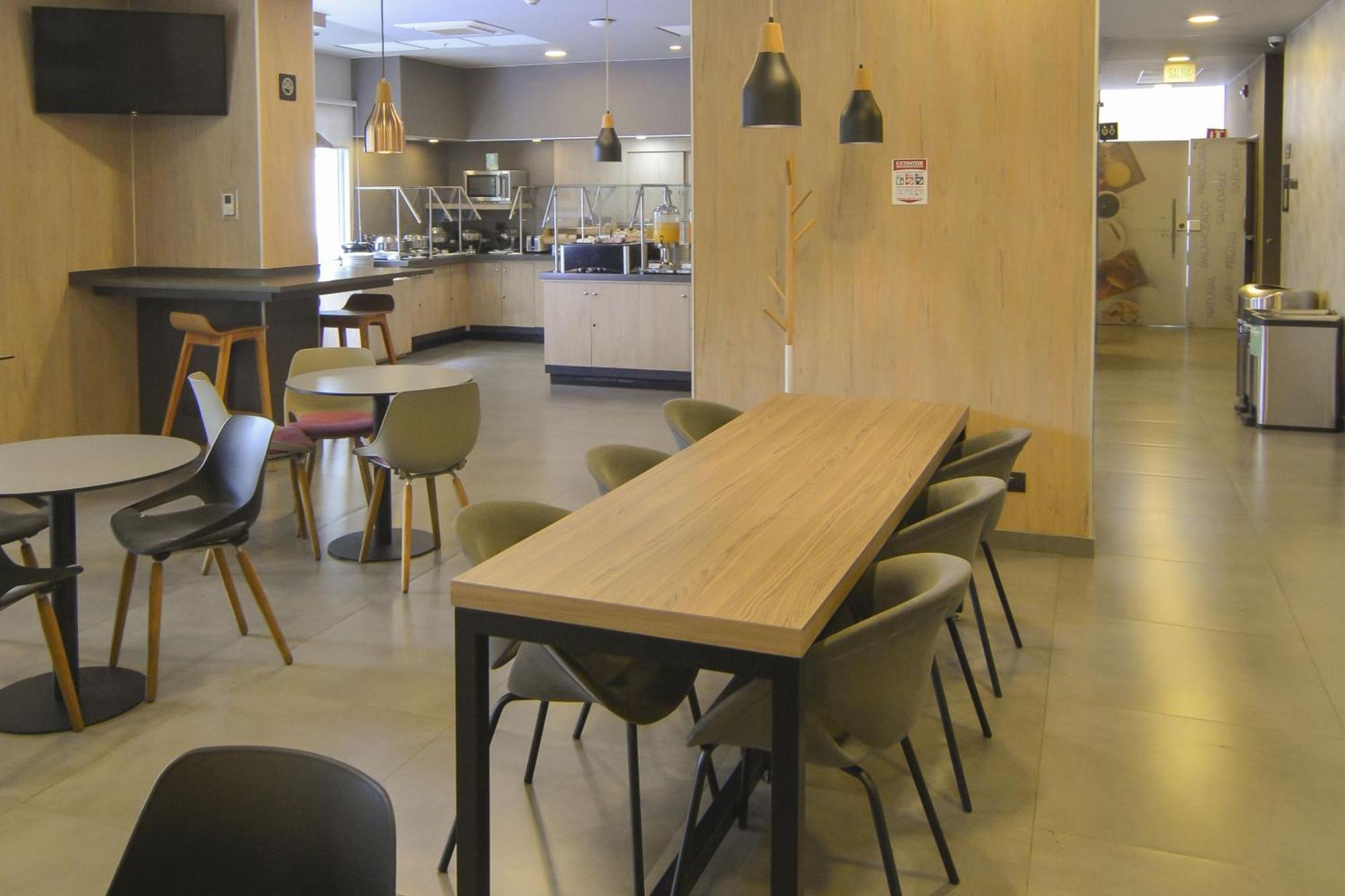 Express By Marriott Colombia Hotel Medellin