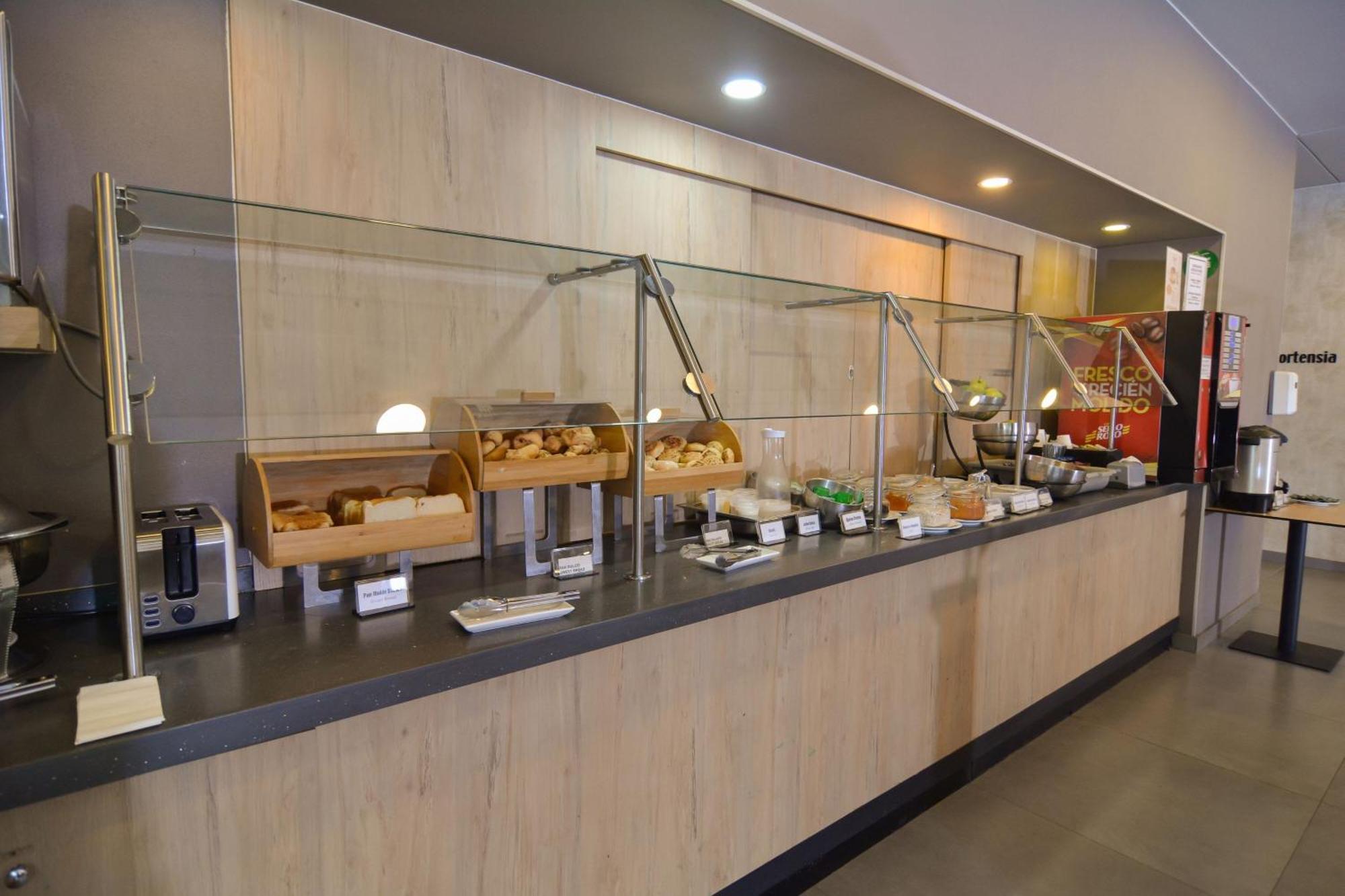 Express By Marriott Colombia Hotel Medellin