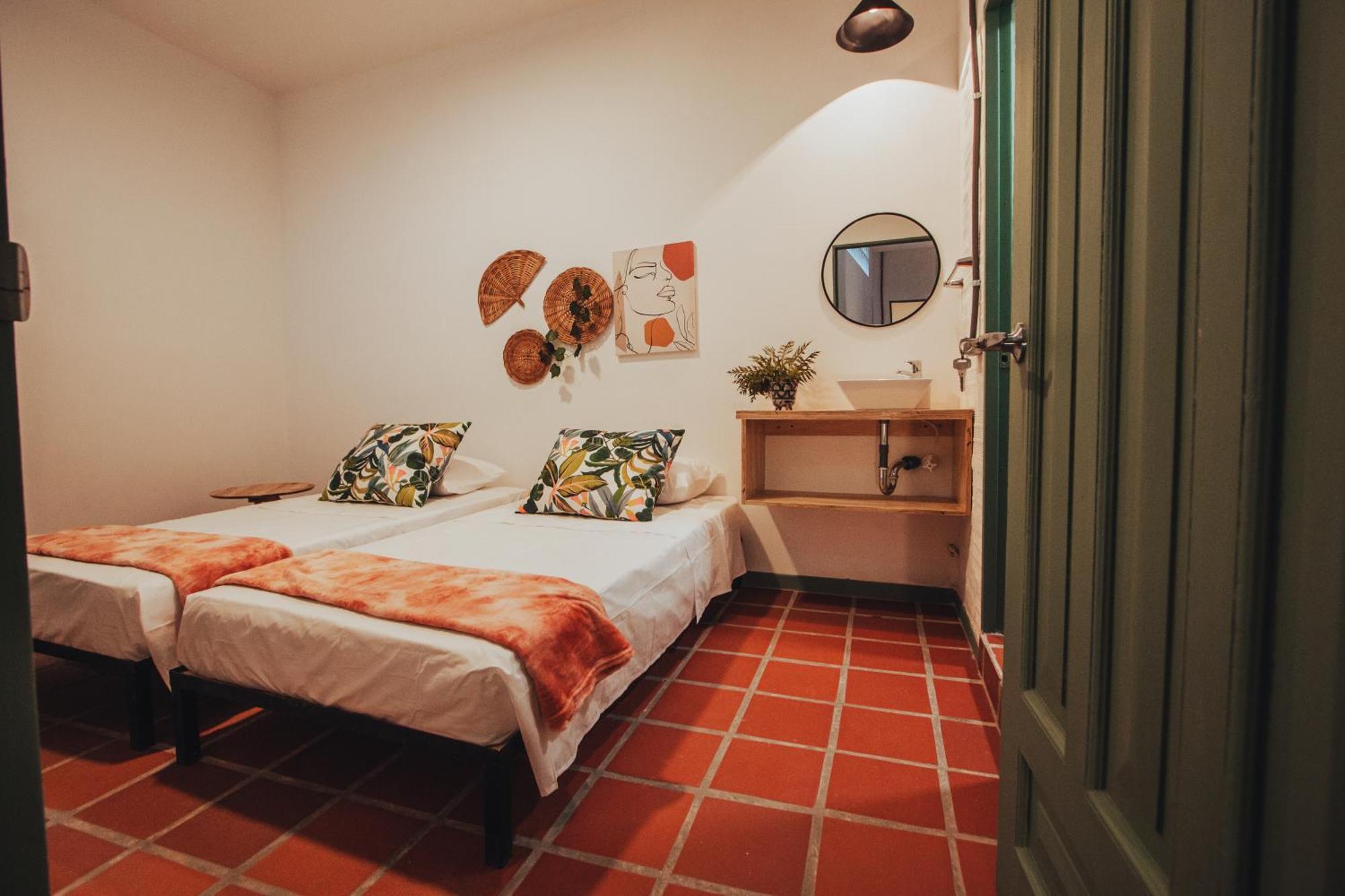 Centro Hostal *