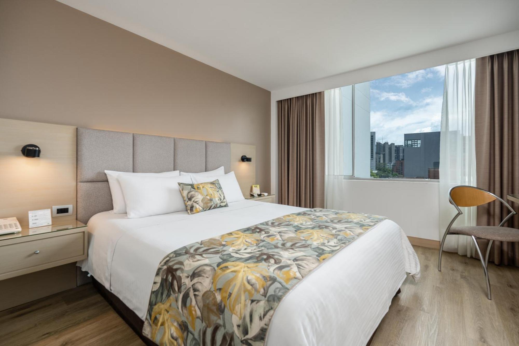 Novelty 4* Medellin