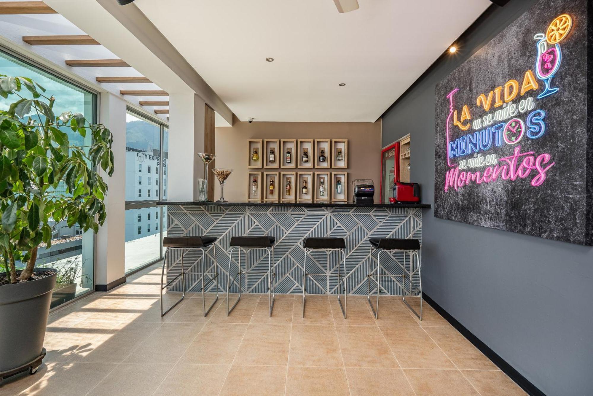 Novelty 4* Medellin