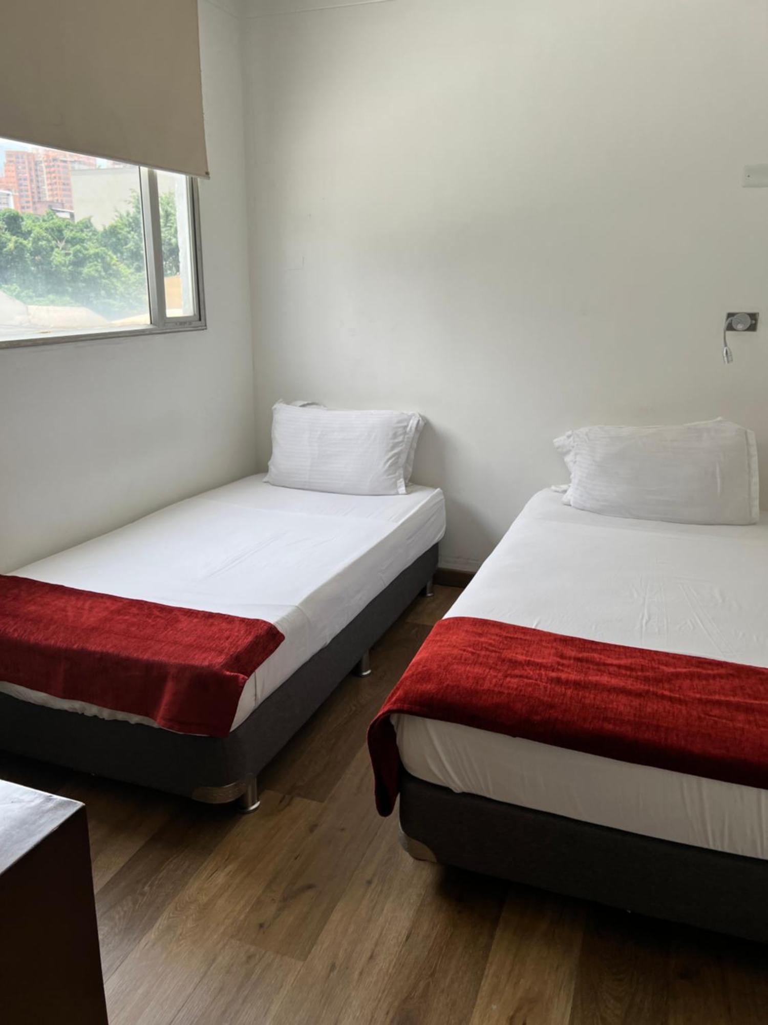 Florencia Plaza 4*