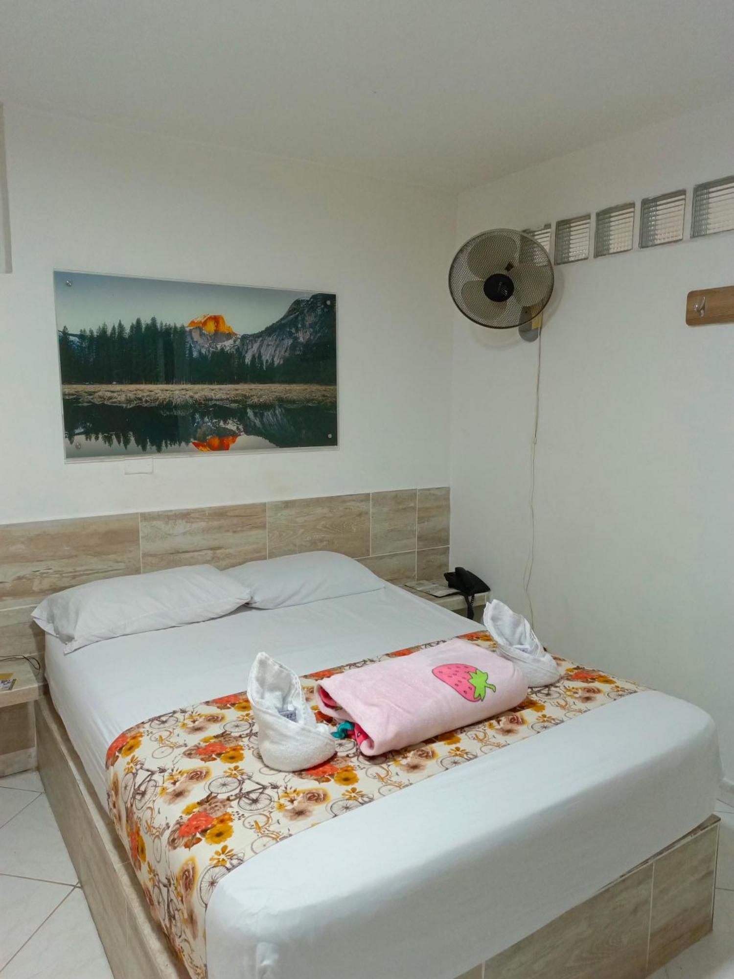 Hotel Brisas Medellin