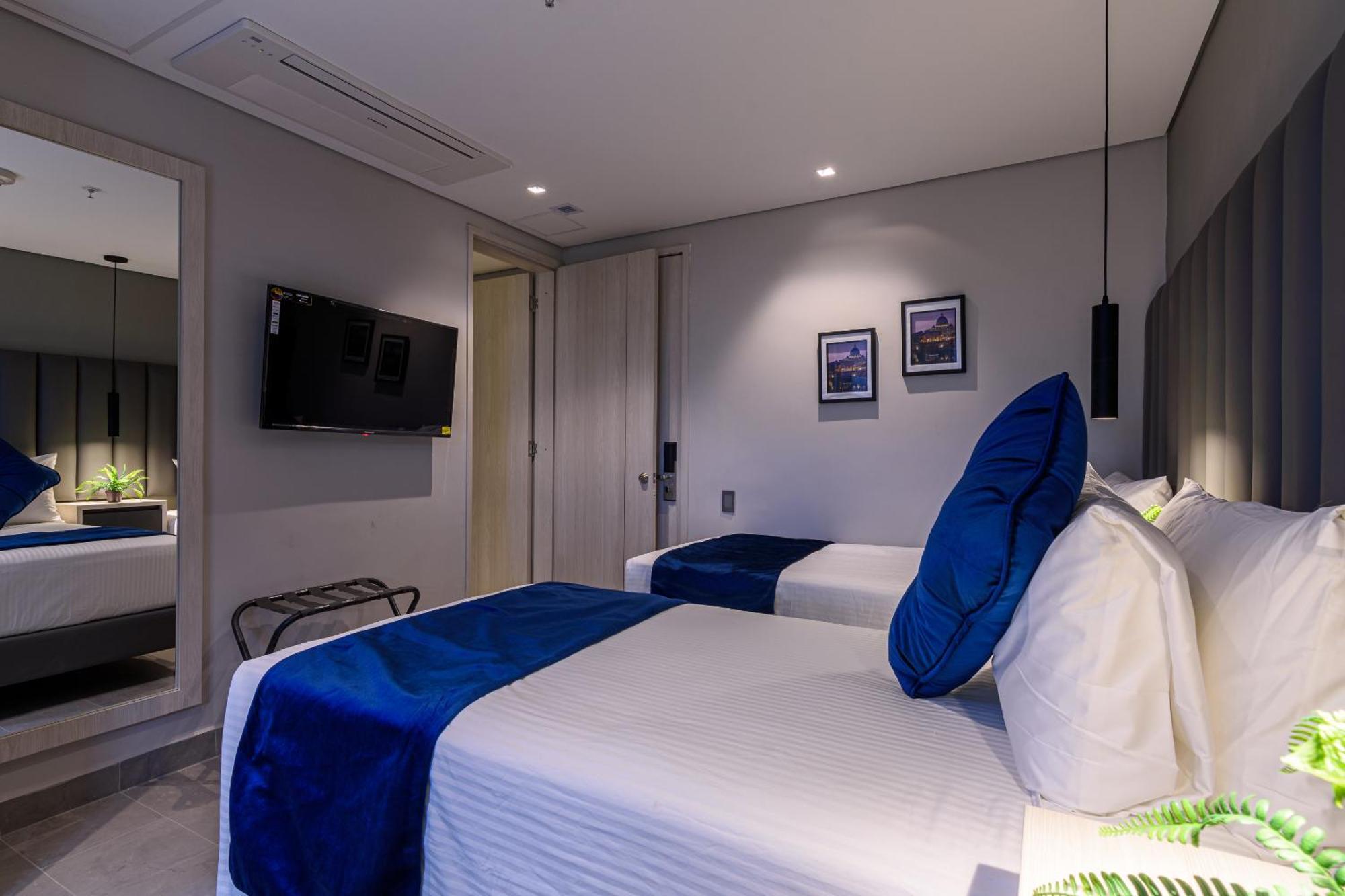 4 Sur 4* Medellin