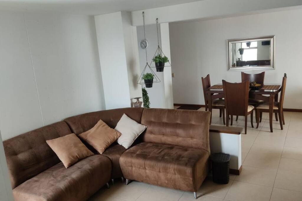 El Poblado, Con Piscina, Gym, Comodo, Linda Vista. Apartment