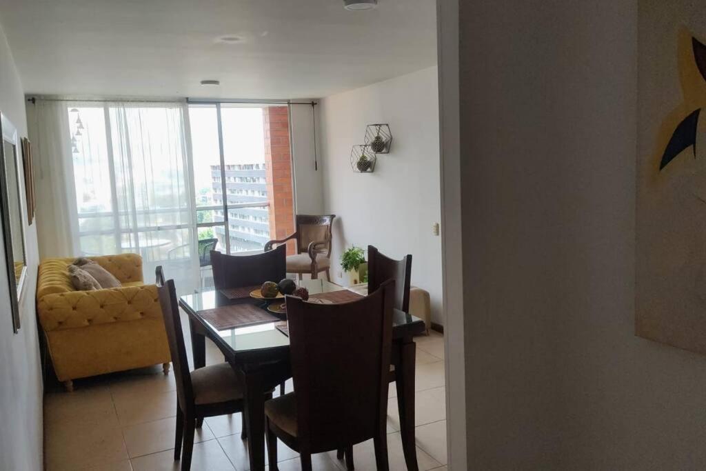 El Poblado, Con Piscina, Gym, Comodo, Linda Vista. Apartment *