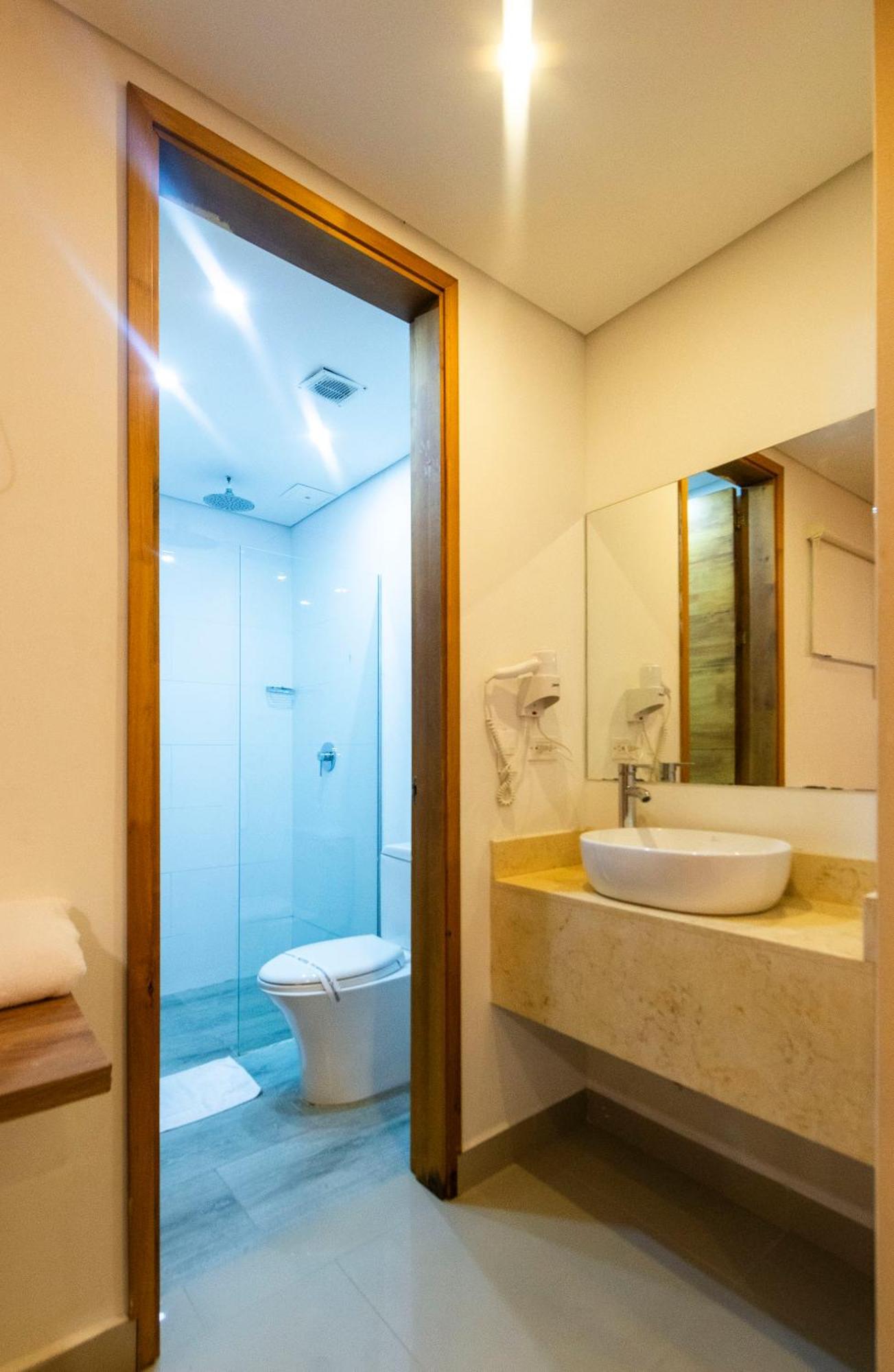 Infinity 3* Medellin