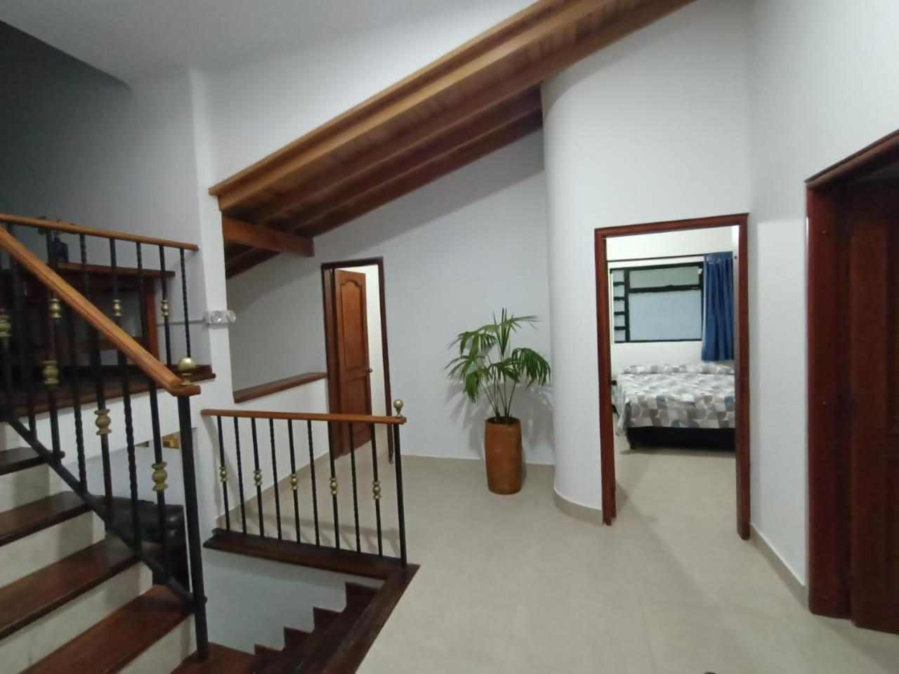 Casa Campestre Con Terraza 10 - San Lucas - El Poblado Casa de férias *