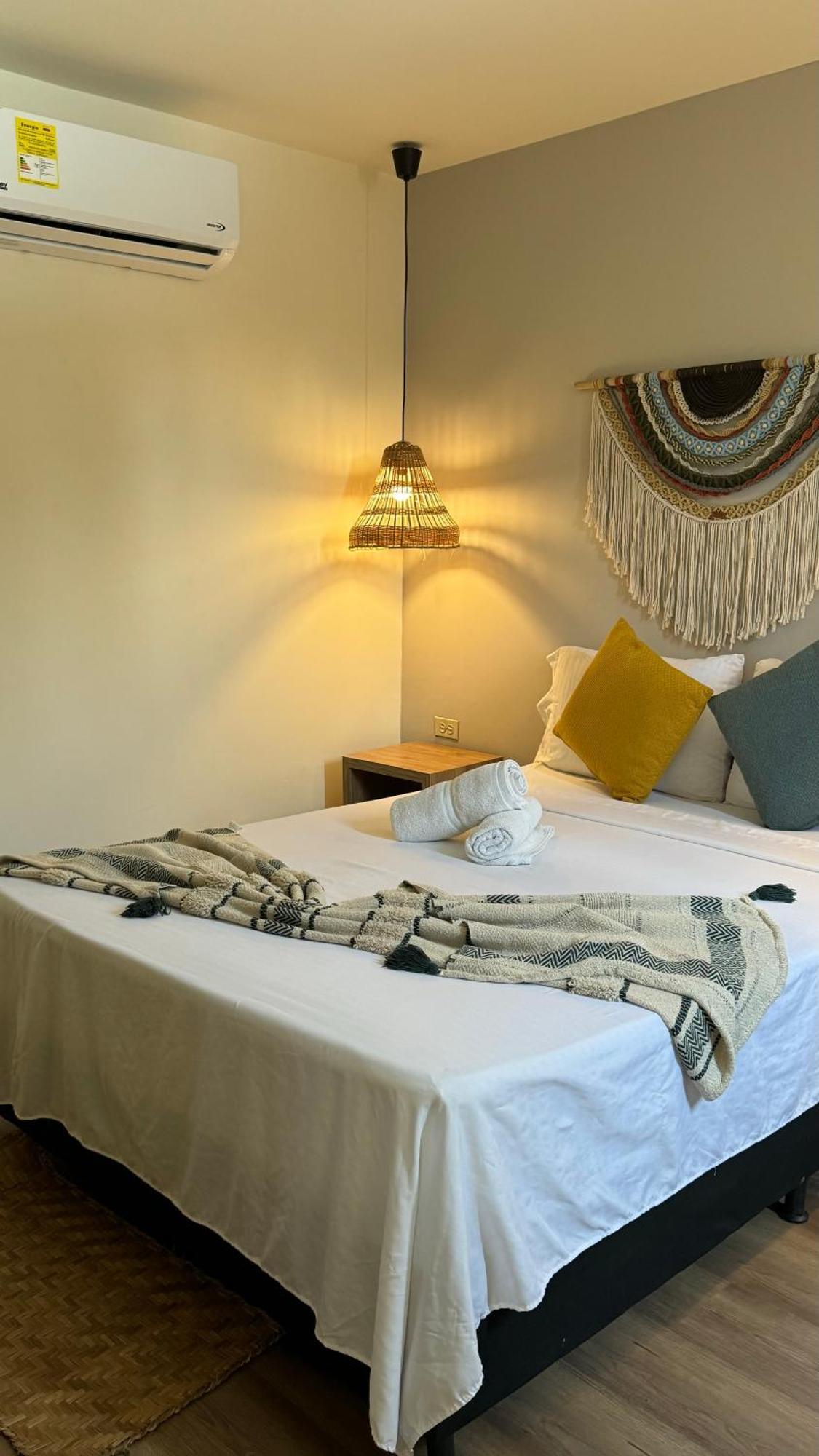 Hotel Luum Casa Manila