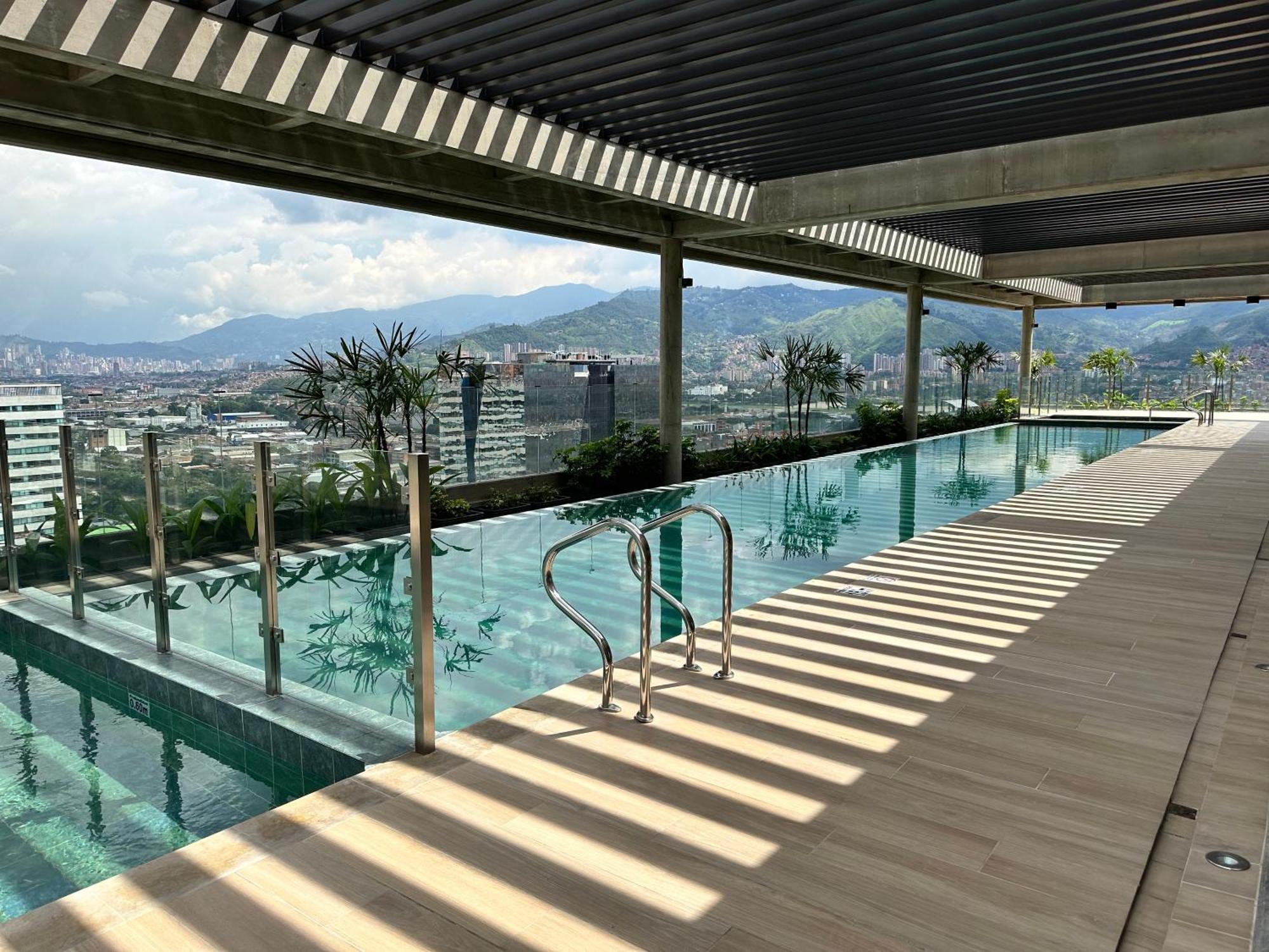 Apartment Brand New Loft 1br Balcony