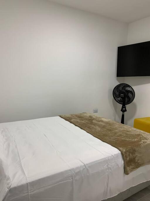 Apartment Apartamento En Laureles Medellin