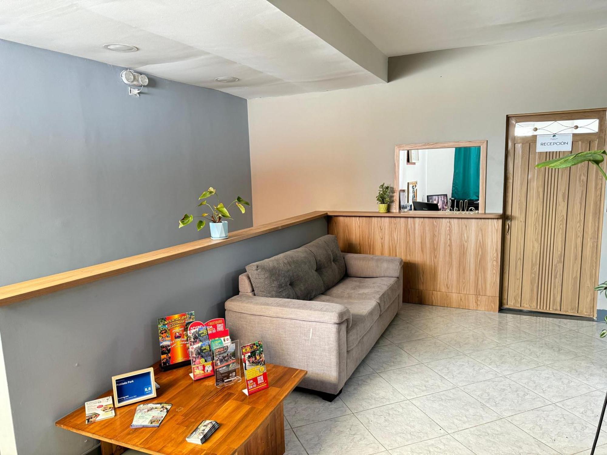 Poblado Park Guest House Hotel Medellin