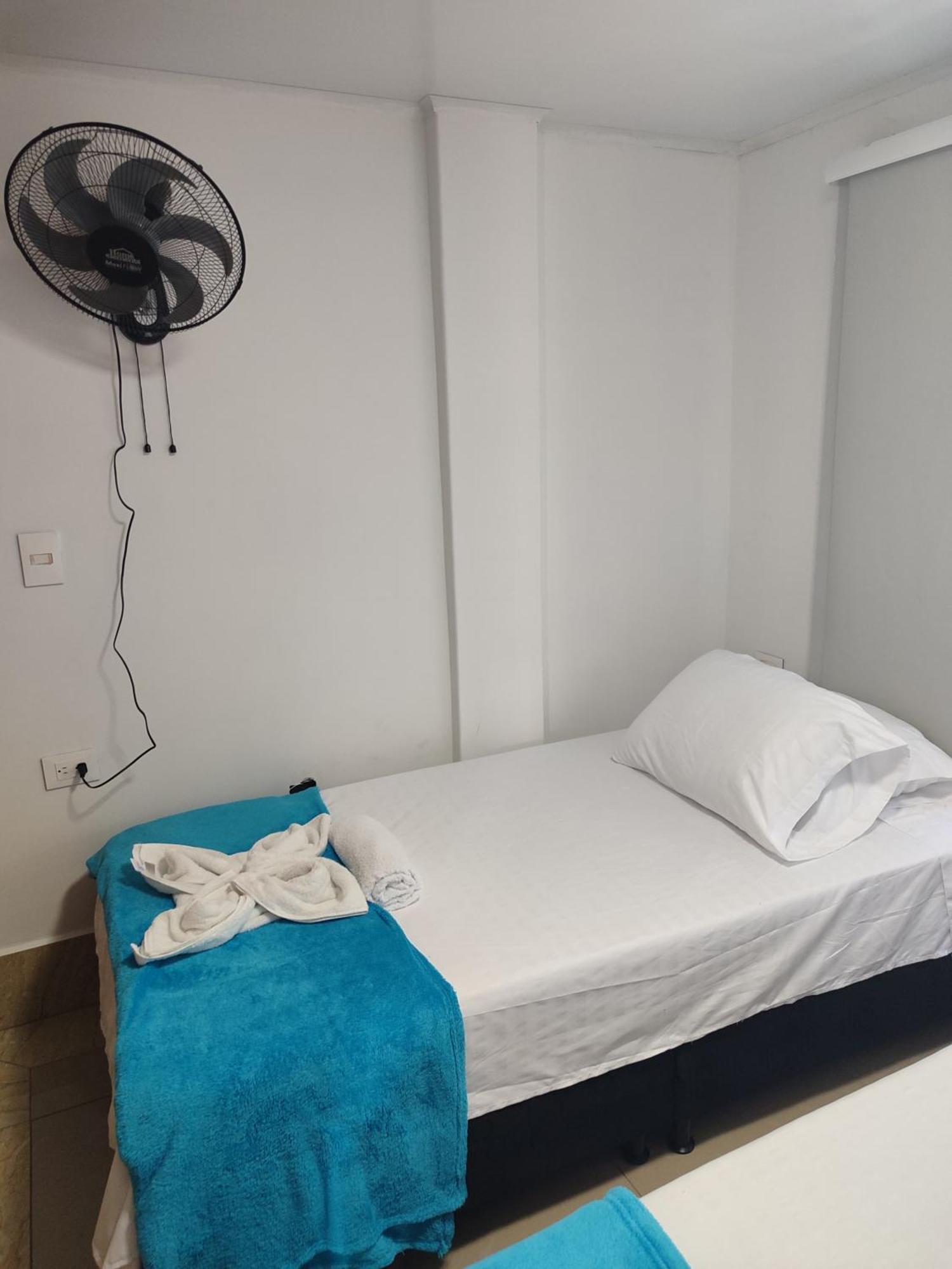 Laureles Estadio Apartment *