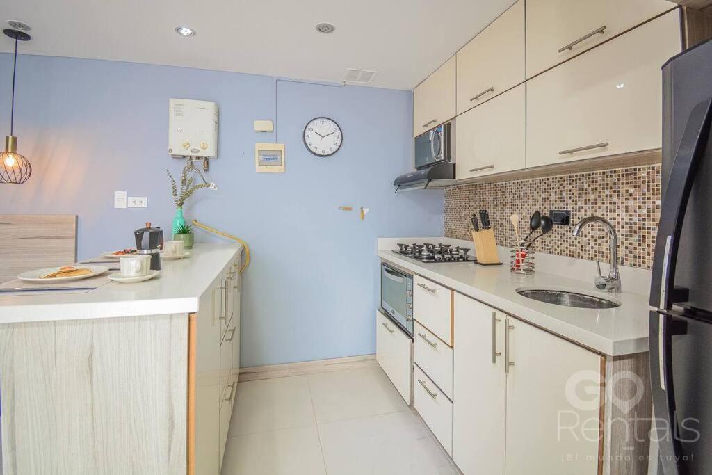 Charming Decor & Stunning Views Poblado Apartment *