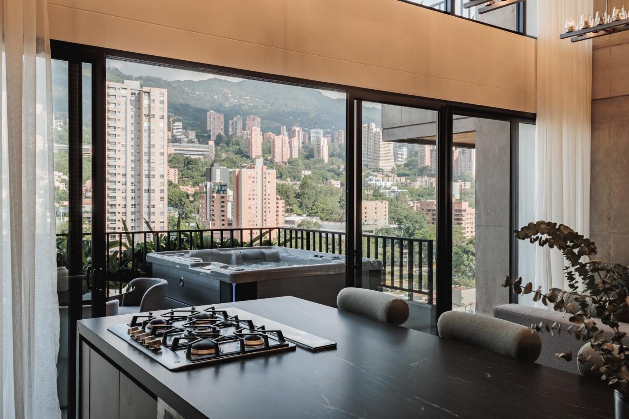 Apartamento Lujosos En Edificio Morph En El Poblado Medellín