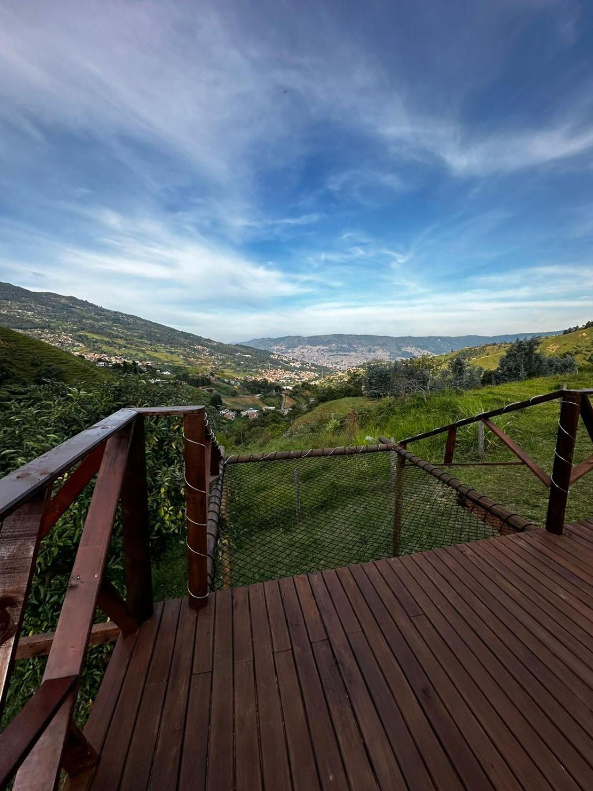 Paraiso Escondido Glamping Medellin