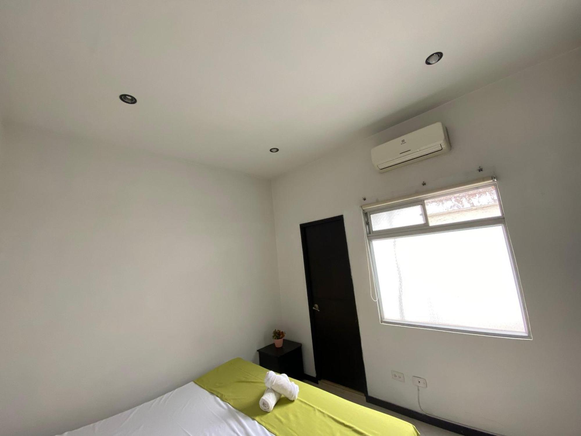 Hotel Emporium El Coral Laureles Medellin