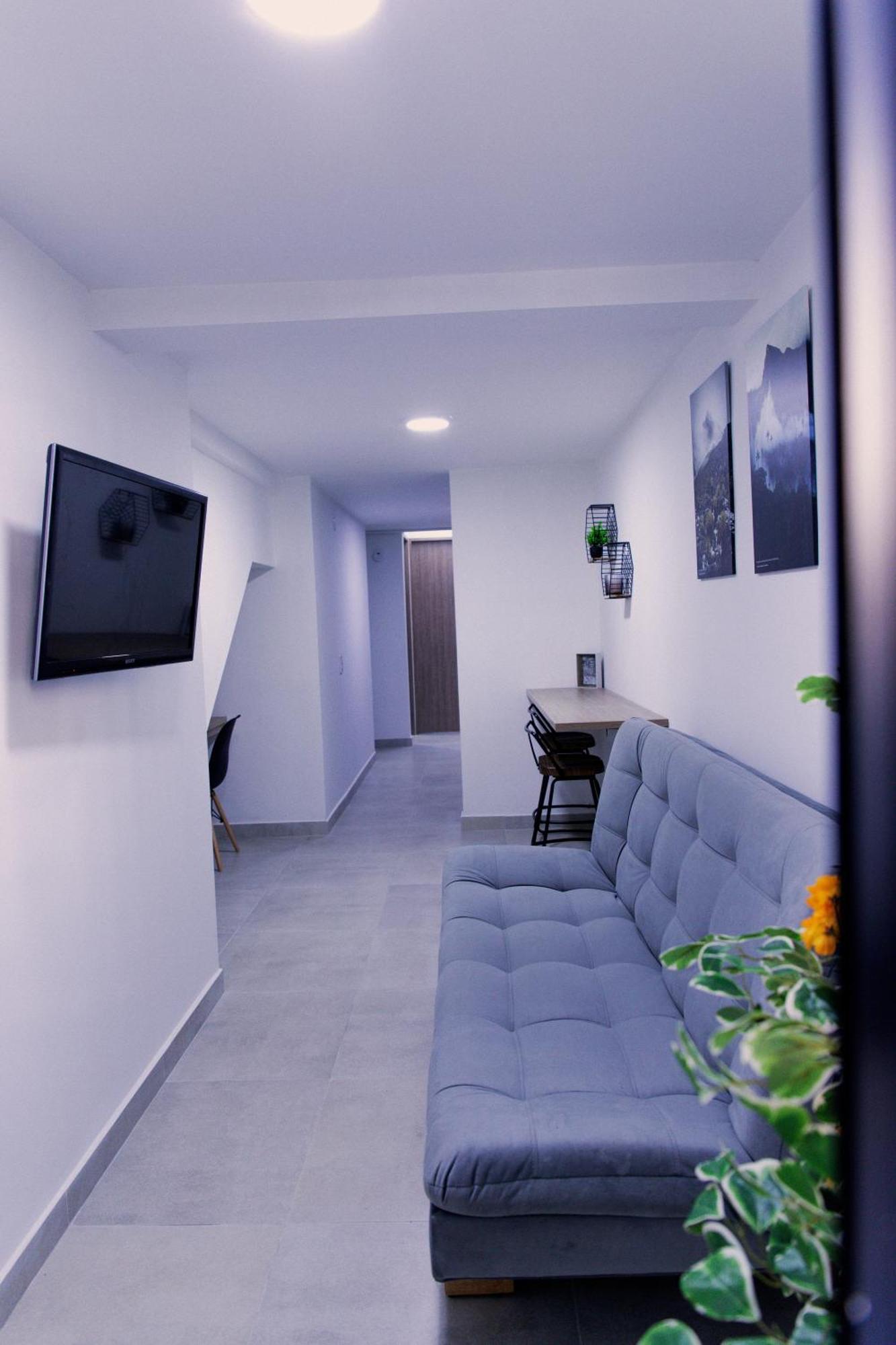 Con Vista Boscosa Y Parking En Buenos Aires, Apartment