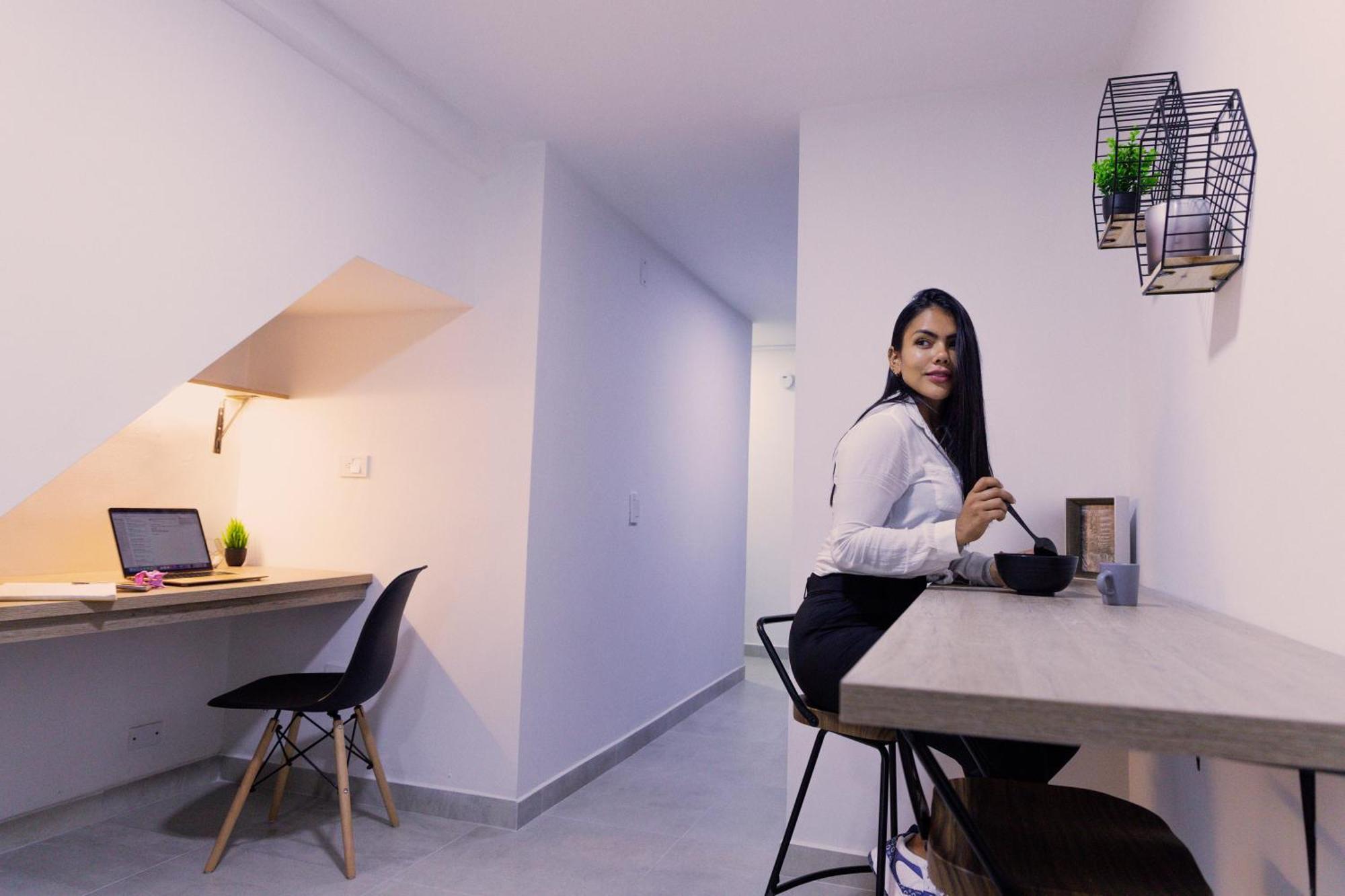 Apartment Con Vista Boscosa Y Parking En Buenos Aires, Medellin