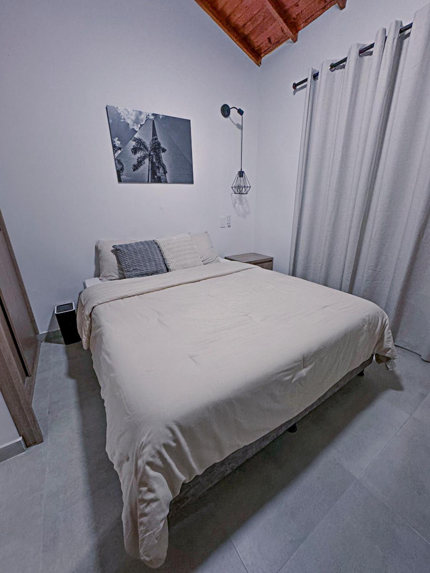 Con Vista Boscosa Y Parking En Buenos Aires, Apartment